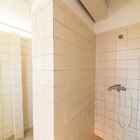 Gprooms - Listovy Koleje Brno